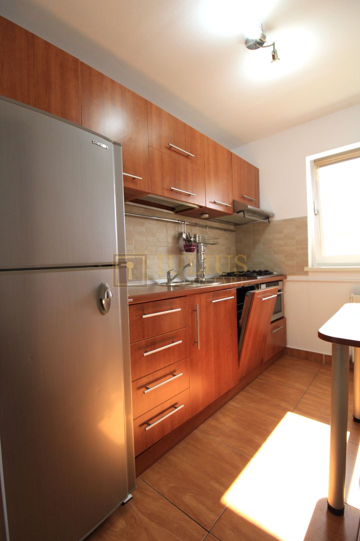 Zona linistita, o camera. - Poză 1