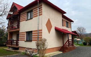 Casă spațioasă P+1 - 5 camere - teren 10 ari, Unguraș! - Poză 4