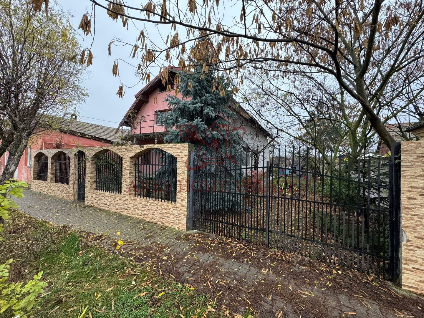 Casă 7 camere + spațiu comercial 55 mp – Orțișoara, 0% comision - Poză 1