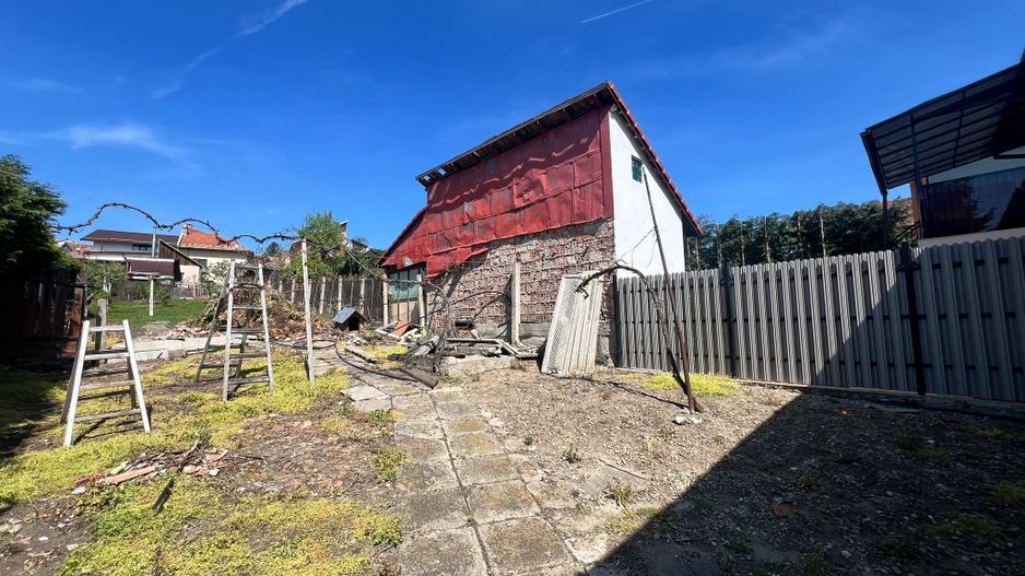 Casa renovabila | 100mp + 300mp curte individuala | Dambul Rotund - Poză 2