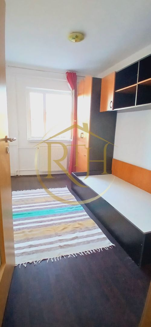 Oferim spre vanzare apartament cu 3 camere, decomandat,  zona Lipovei - Poză 25