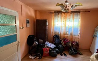 Casă de vânzare 2 camere | Rășinari, Sibiu | 55 mp utili, teren 259 mp - Poză 3