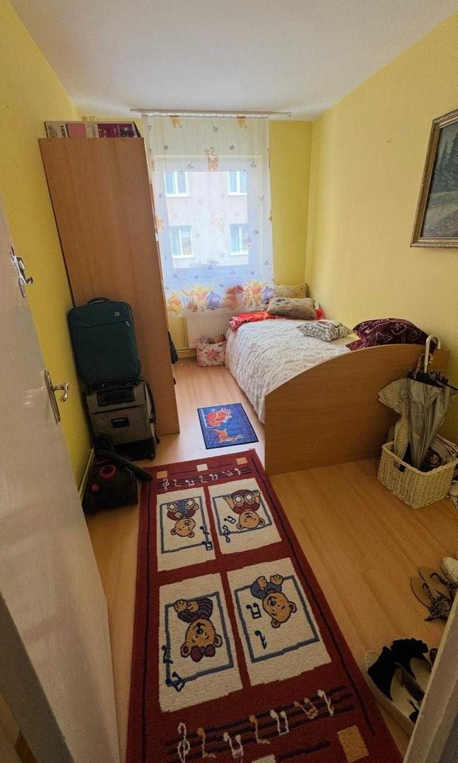 Apartament 3 camere decomandat Calea Bucuresti etaj 1/4 - Poză 4