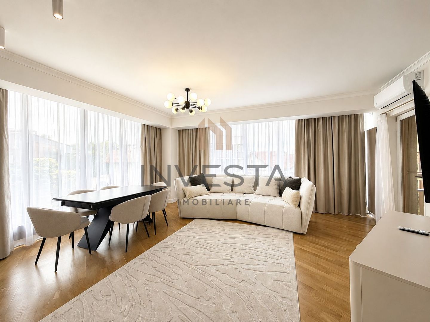 Apartament cu 3 camere si parcare de inchiriat in zona Andrei Muresanu - Poză 1