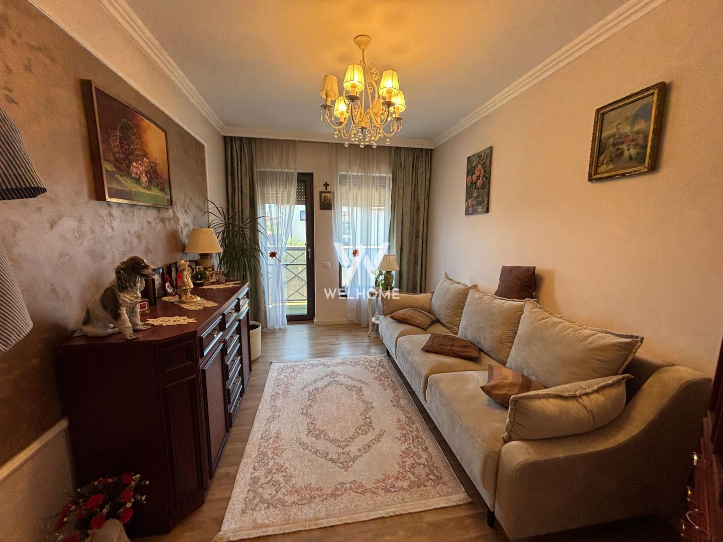 Casă amenajată de designer, garaj și pod locuibil - Șelimbăr - Poză 16