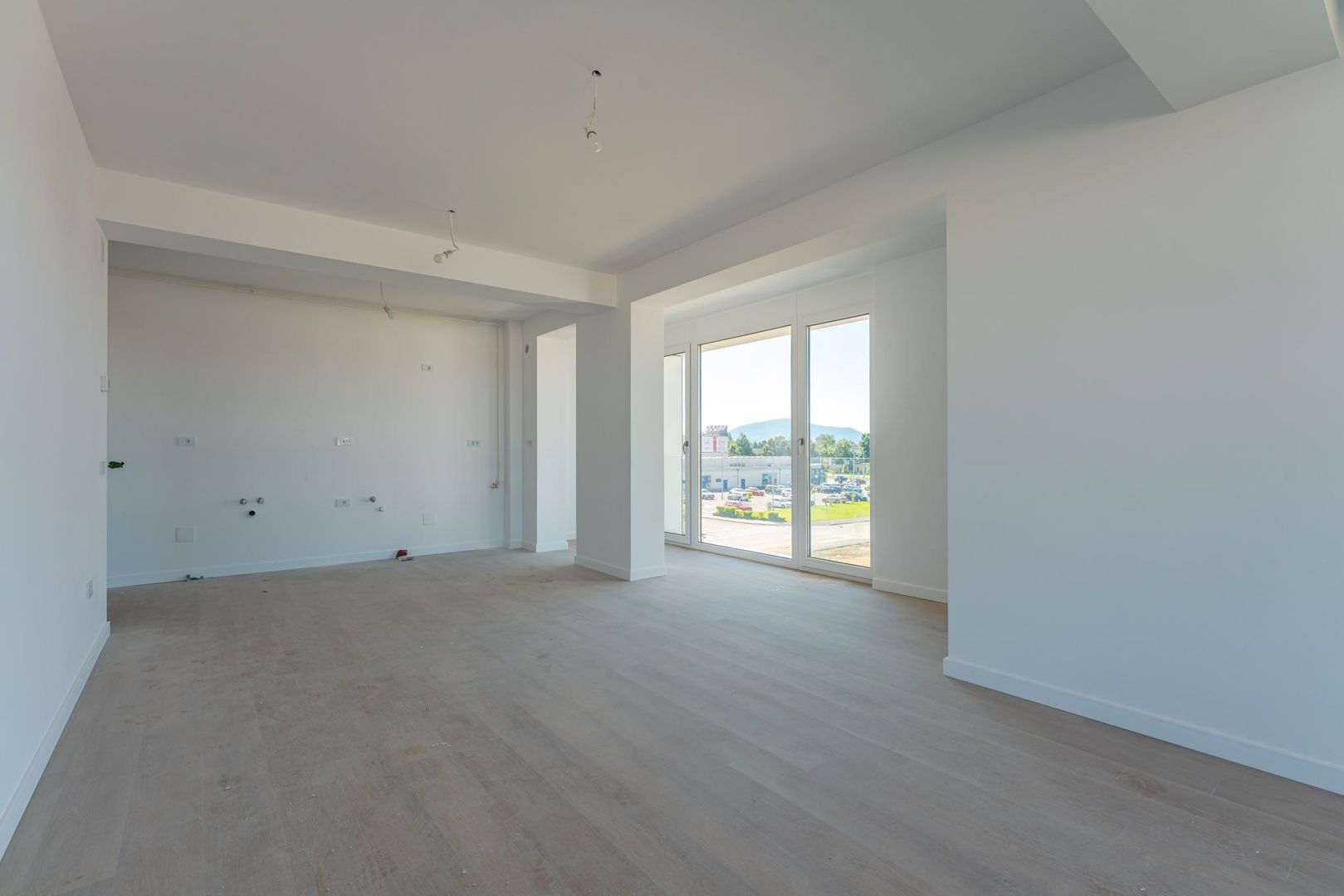 Apartament modern cu 2 camere și balcon generos | Zona Bartolomeu - Poză 6
