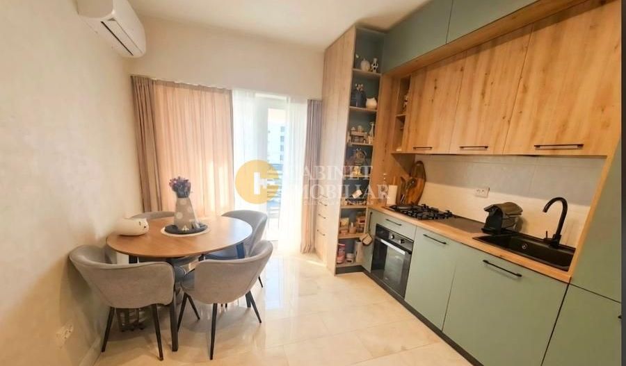 Apartament 2 camere, mobilat și utilat lux, Royal Town Copou - Poză 3