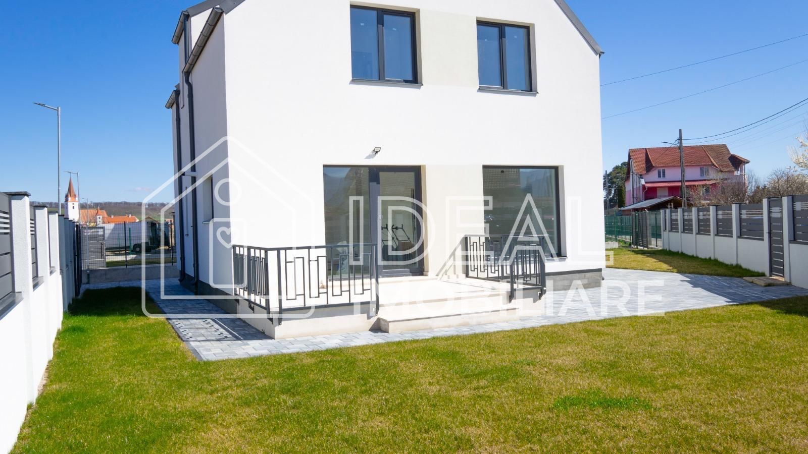 Casa Individuala Moderna cu 4 camere si 316 mp curte, in Cristian - Poză 17