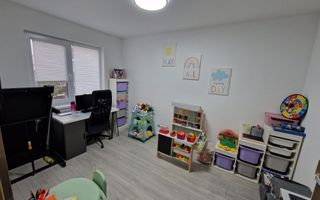 Duplex despartit prin garaj  I 5 camere I Complet mobilat I Dumbravita - Poză 7