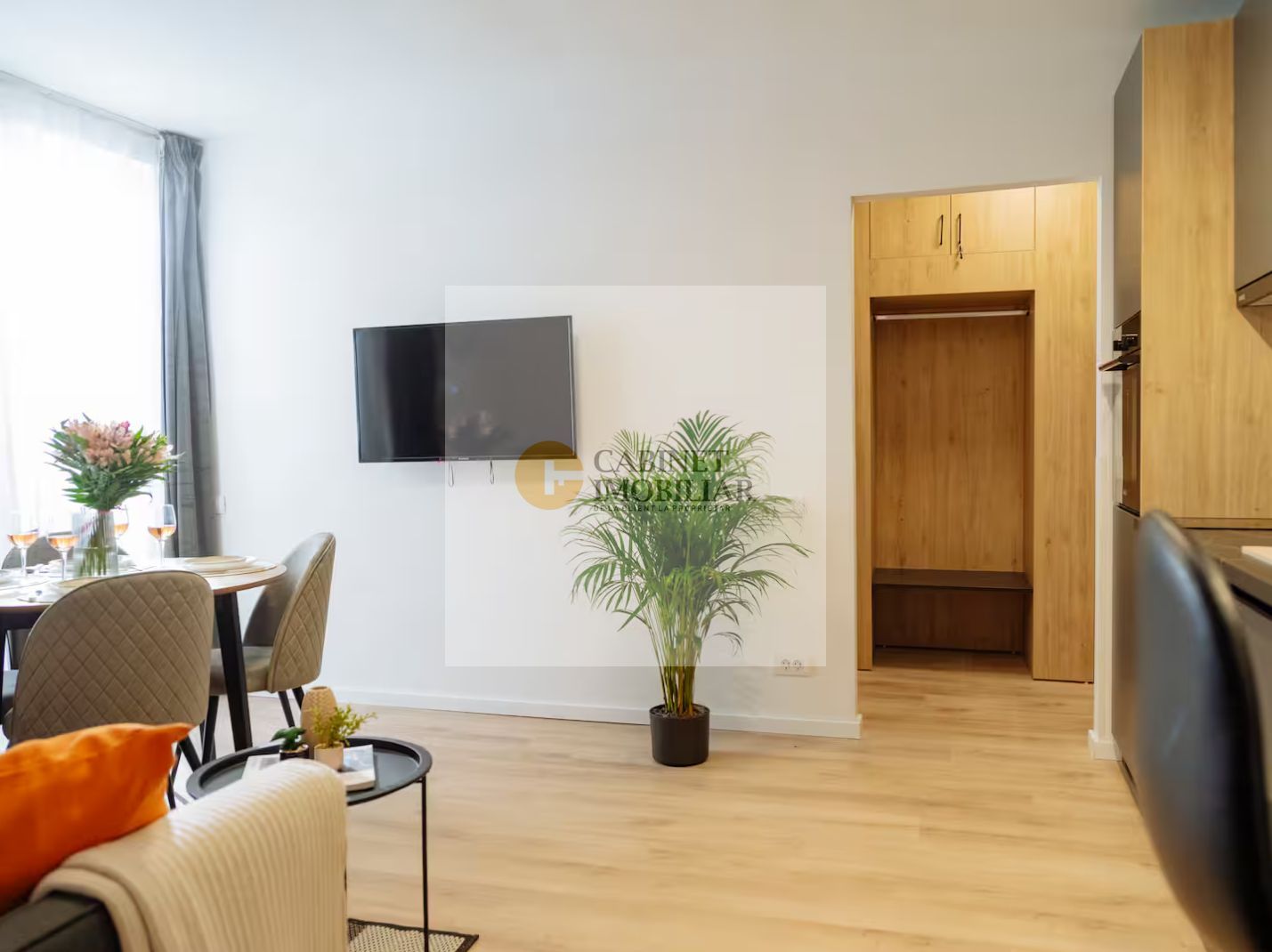 AIRBNB I Unirii - Centru Vechi I Etaj 4/7  I Balcon deschis - Poză 6