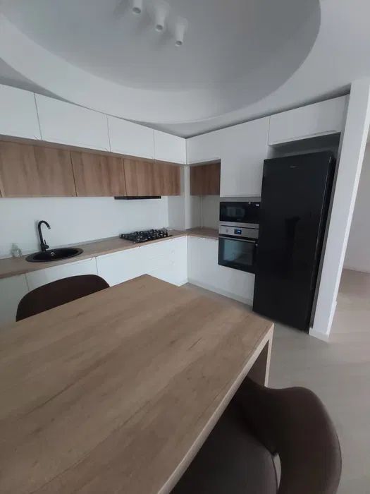 Prima închiriere – Apartament modern 3 camere Cortina North - Poză 7
