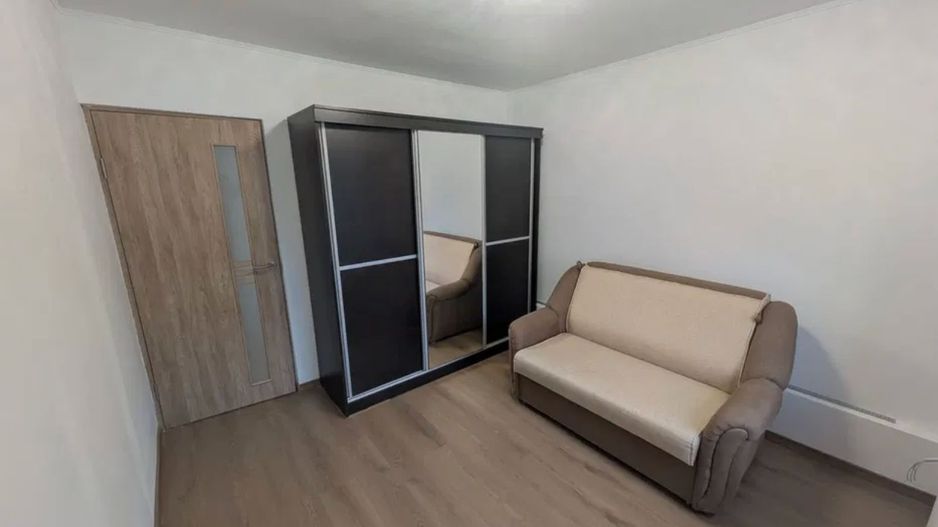 AP. 3 CAMERE - RAHOVA, CENTRALA, PARCARE INCLUSA, MASINA SPALAT VASE - Poză 4