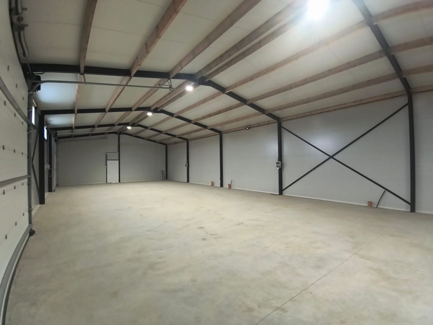 Hala Nouă 2025 | 300 mp | Curte 5.100 mp | Acces TIR | Fălticeni - Poză 2