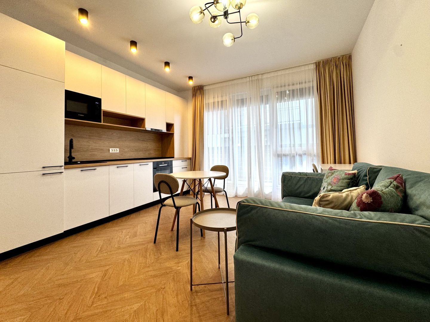 Apartament cu 2 camere, la prima închiriere, primitor si elegant - Poză 3