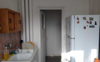 Vand apartament 3 camere central - Poză 6