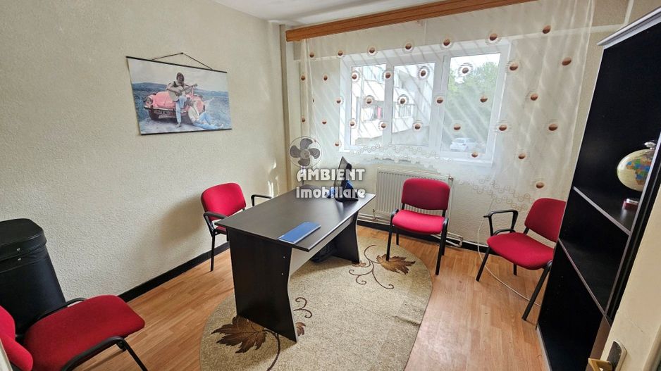 DE INCHIRIAT - Spatiu birouri/comercial - 86 mp, zona TRAIAN; - Poză 4