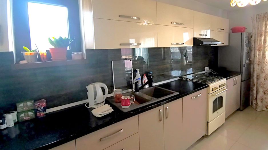 Vilă Spațioasă de vanzare în Sf. Ilie | 175 MP Utili - Poză 10