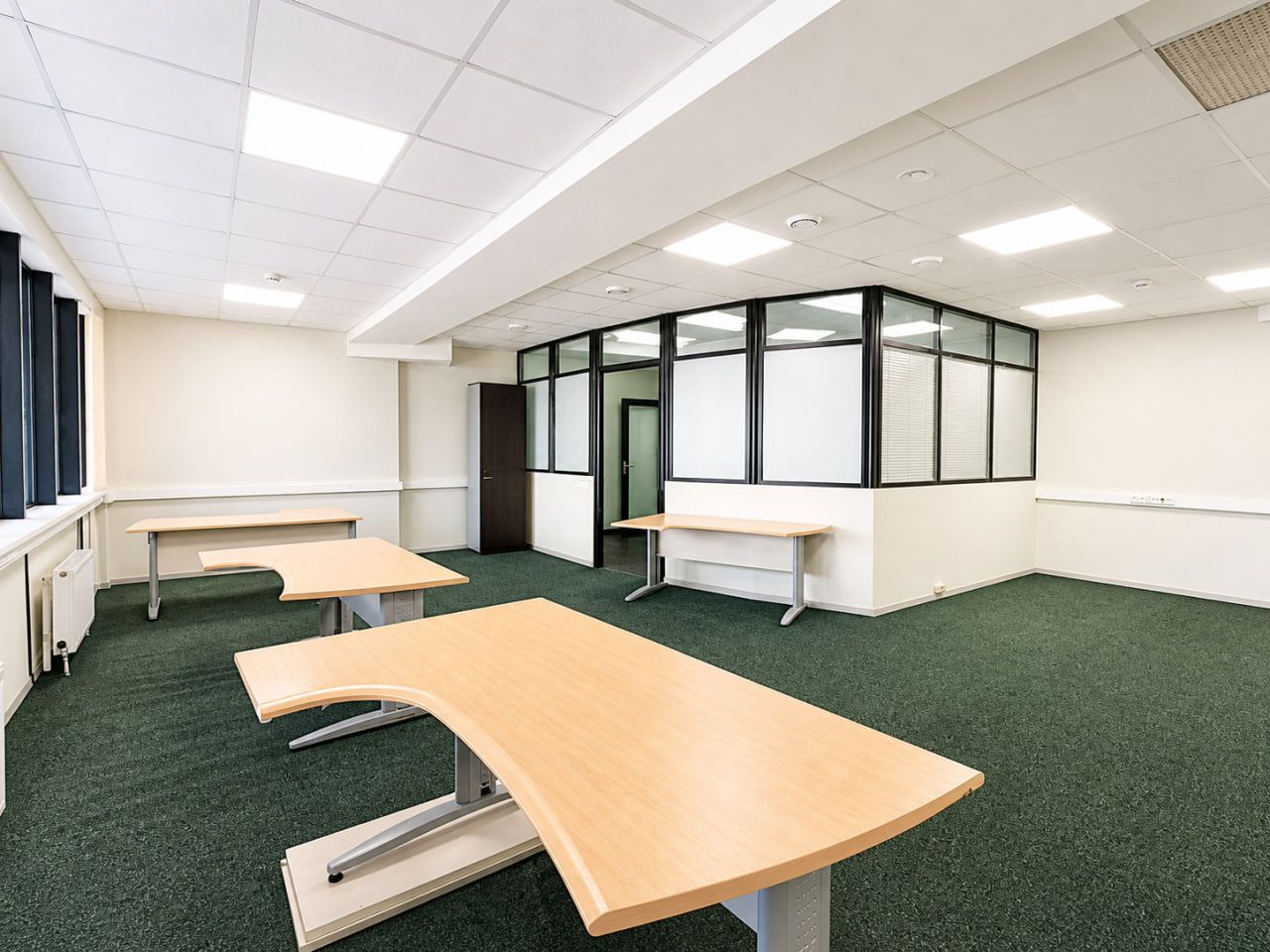 Birou reprezentativ 71 m² în Business Office Center – adresă centrală pentru companii serioase - Poză 11