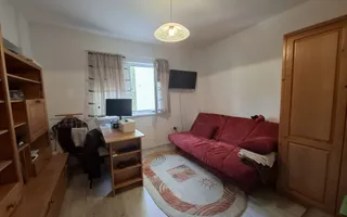 Apartament 4 camere -etaj 1, zona V. Aron - Poză 15