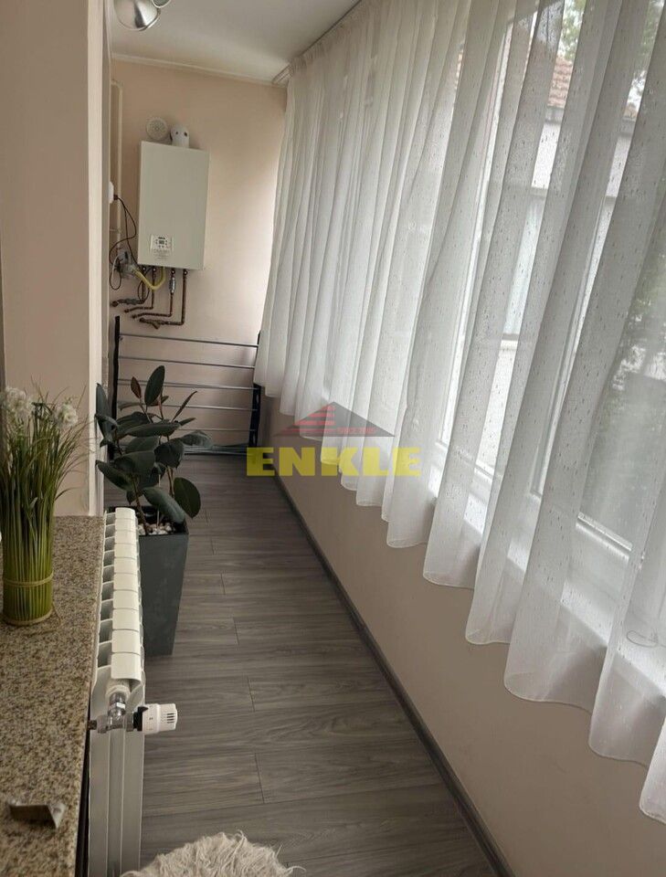 De închiriat apartament cu 3 camere - Poză 6
