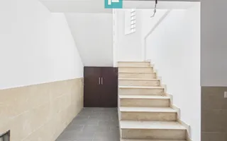 Clădire comercială în zona Grădiște - Poză 22