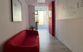 Spațiu versatil in zona centrala – birouri sau activități comerciale - Poză 18