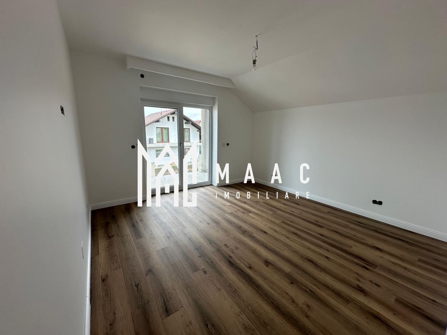 Casa moderna | 5 Camere | 245 MPU | Cisnadie - Poză 12