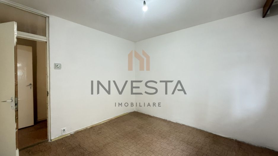 Apartament de vanzare cu 3 camere- Zorilor - Poză 2