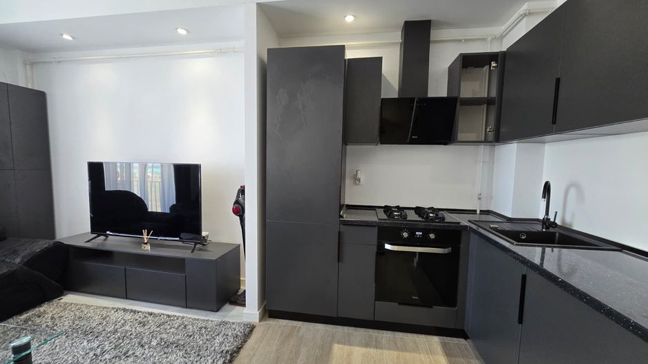 COSMOPOLIS  - STUDIO DUBLU cu vedere la piscina si parcare inclusa - Poză 8