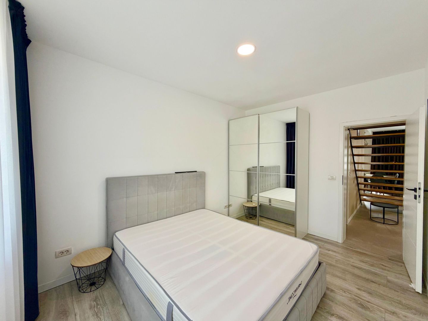 Casă tip duplex - 4camere - mobilata si utilata - Zona Est - Timisoara - Poză 8