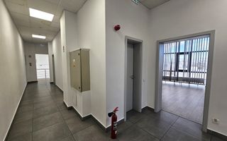 Spatiu de birouri de inchriat locatie centrala si vizibilitate buna - Poză 11