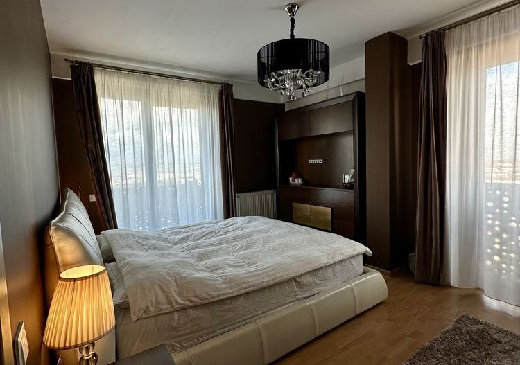 Apartament de lux cu 3 camere și panoramă spectaculoasă - Poză 3