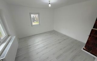Casa 3 camere-Teren 300mp-Centrala termica-Libera-Zona Brestei - Poză 4