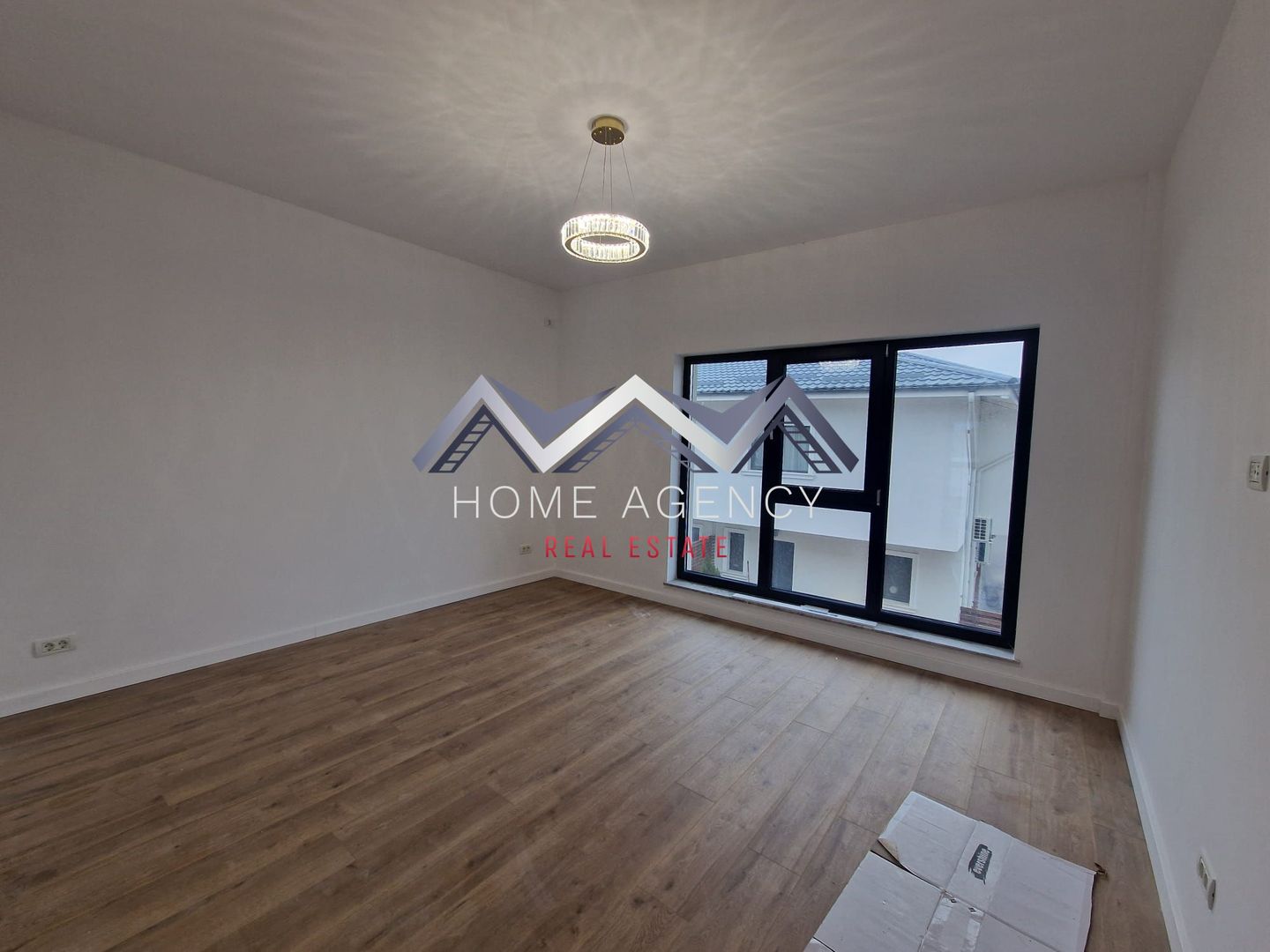 Casă single P+1+Pod în Otopeni - Poză 14