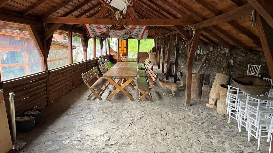 Pensiune 9  Camere+Restaurant– Zona Turistica -Zona Sacele-Bradet-Cod 5241 - Poză 4