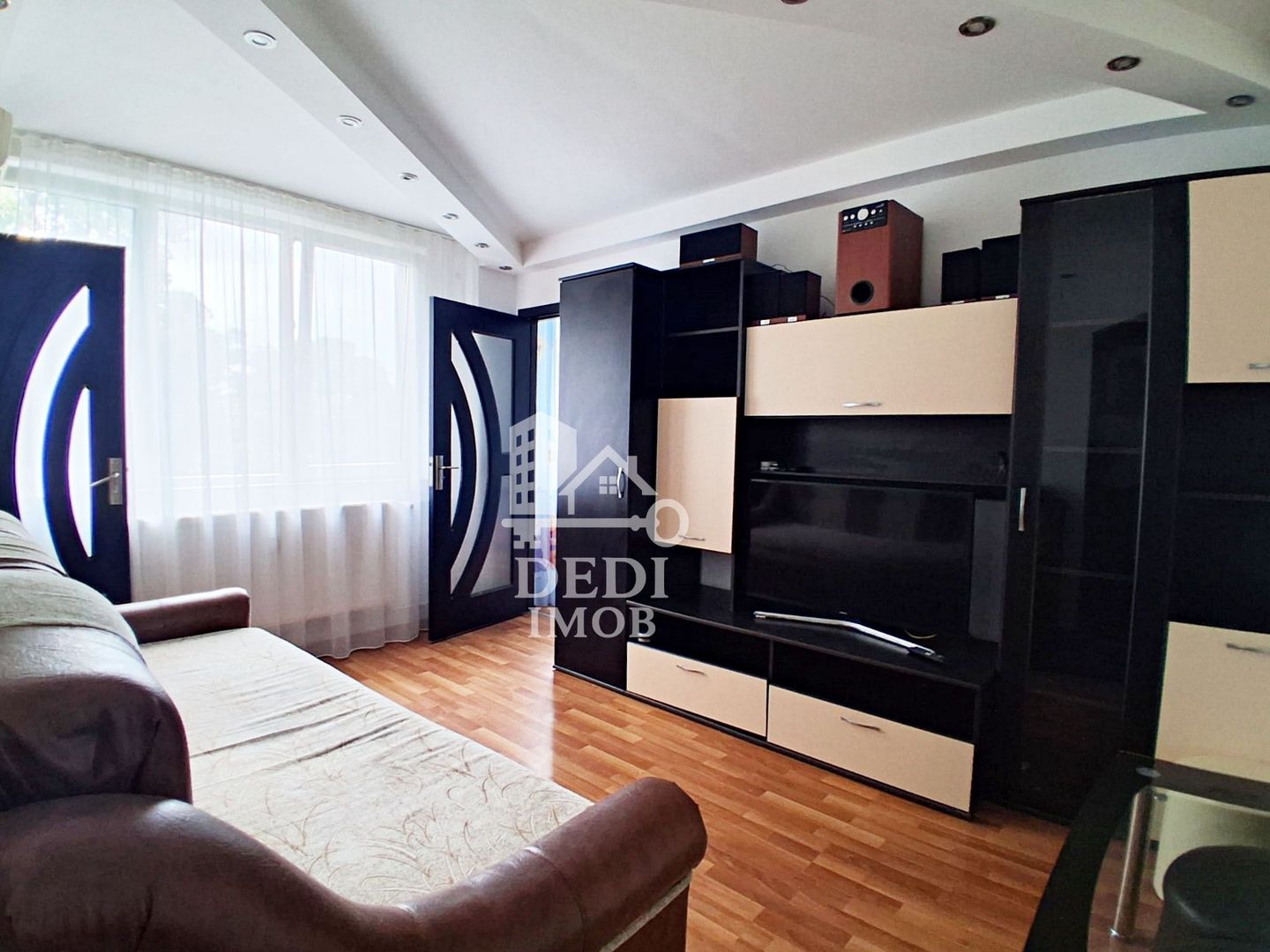 Apartament 2 camere de inchiriat in zona Rogerus, Oradea - Poză 1