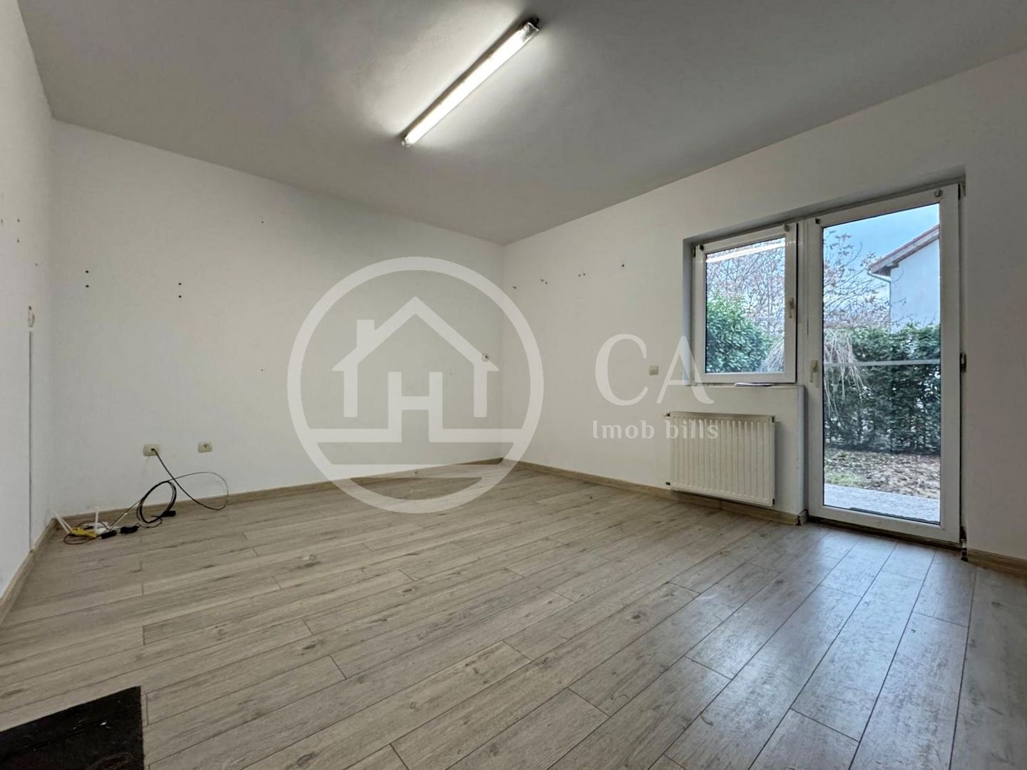 Casă de închiriat cu 4 camere în Cartierul Europa, Oradea - Poză 4