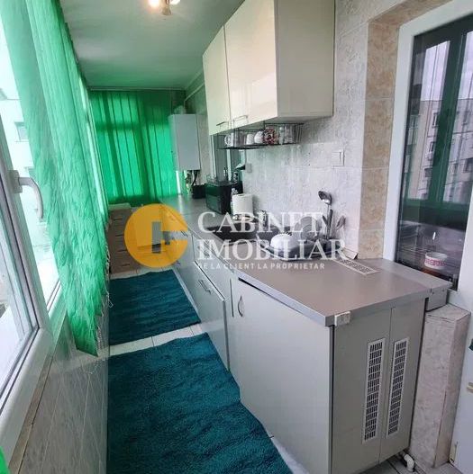 Cug - 3 Camere Decomandat  -Etaj 3 , Bloc 1986 - Poză 5