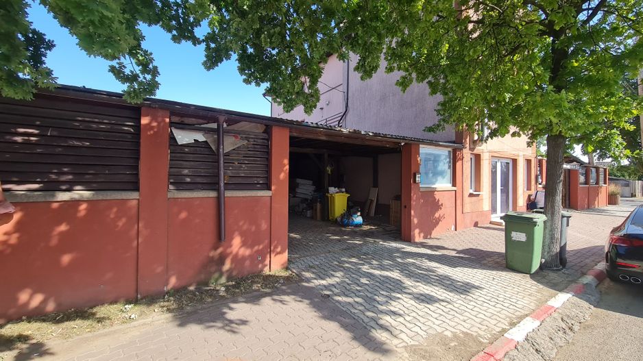 Spatiu comercial/industrial stradal bd Eroilor 96B,  Voluntari -300 mp - Poză 3