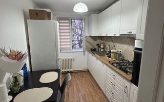 Apartament 3 camere, decomandat, în Tătărași (lângă Tudor Center) - de închiriat - Poză 1