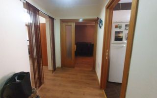 De vanzare – Apartament 3 camere | Complex Vega, Strada Tecuci, Galati - Poză 2