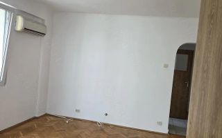 Vanzare  apartament 2 camere Dristor- Piata Ramnicu Sarat - Poză 3