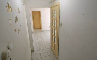 Apartament 2 camere decomandat 40 mp Simeria - Poză 1