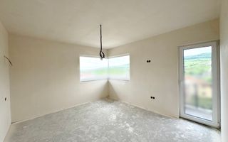 Casa  individuala cu teren de 472 mp in zona centrala. - Poză 17