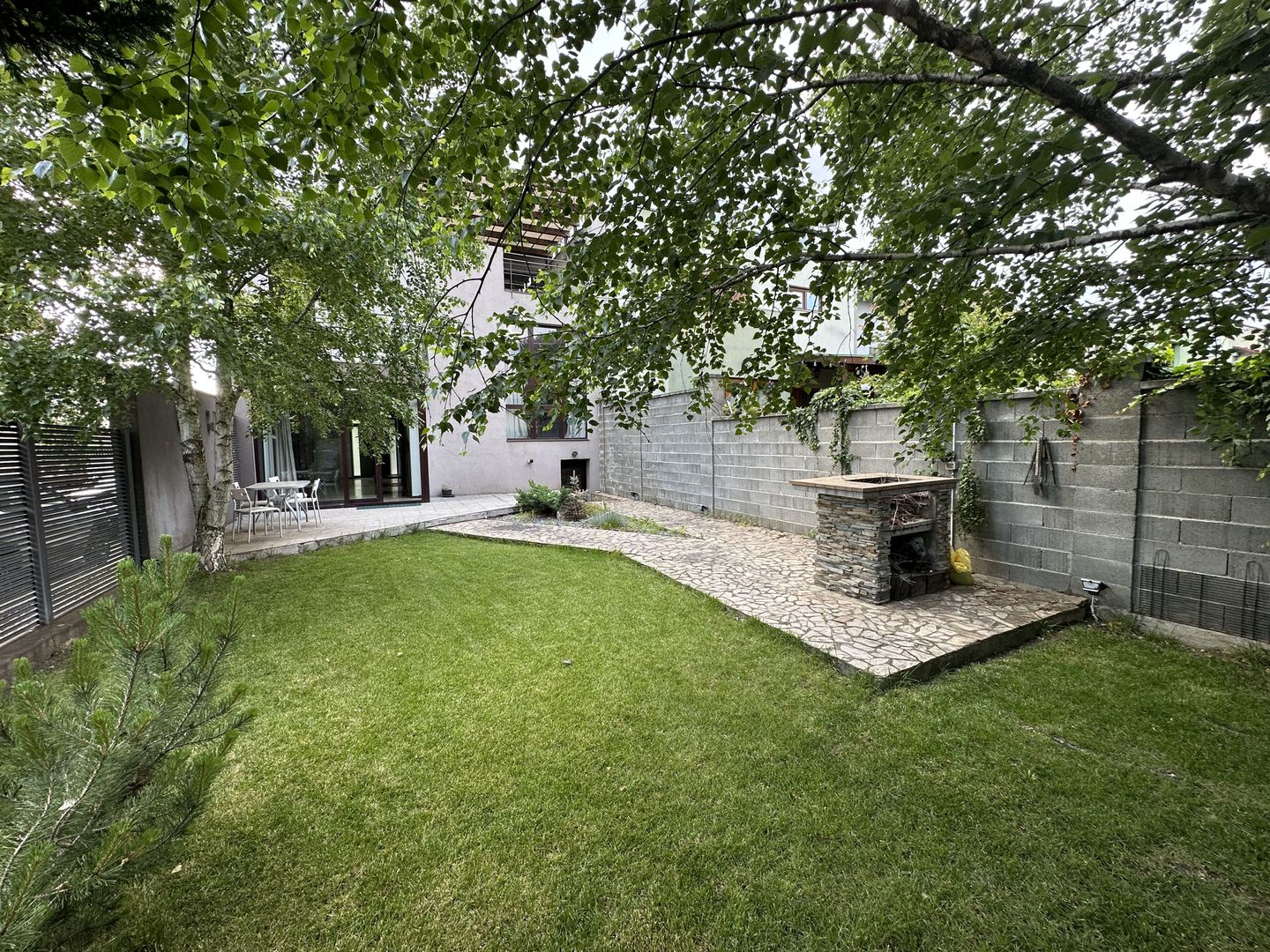 Duplex modern -   zona Lipovei - Poză 1