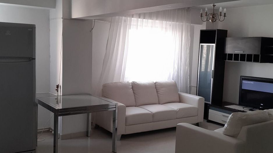 Inchiriez apartament 3 camere, Unirii, mobilat modern, metrou aproape - Poză 2