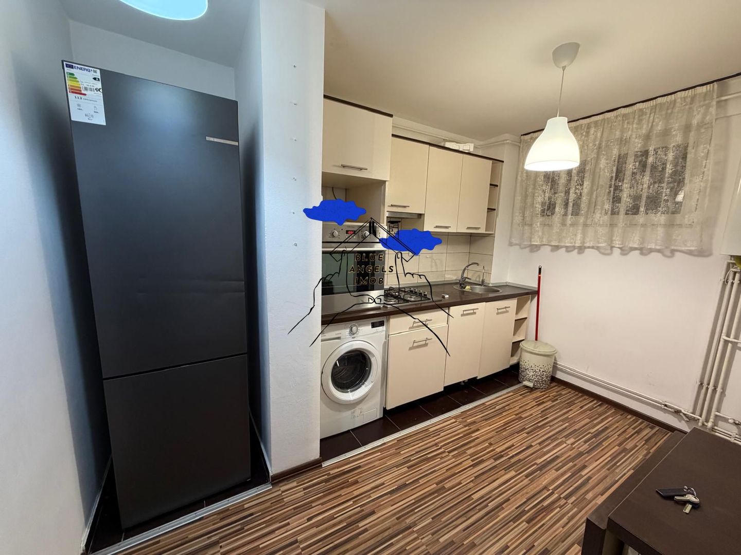 Apartament de 3 camere - zona Scriitorilor - PET FRIENDLY - Poză 2