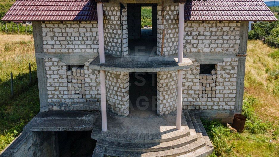 Vânzare, casă, 2 nivele, 169 mp + 9 ari, strada Aluniș, Budești - Poză 2