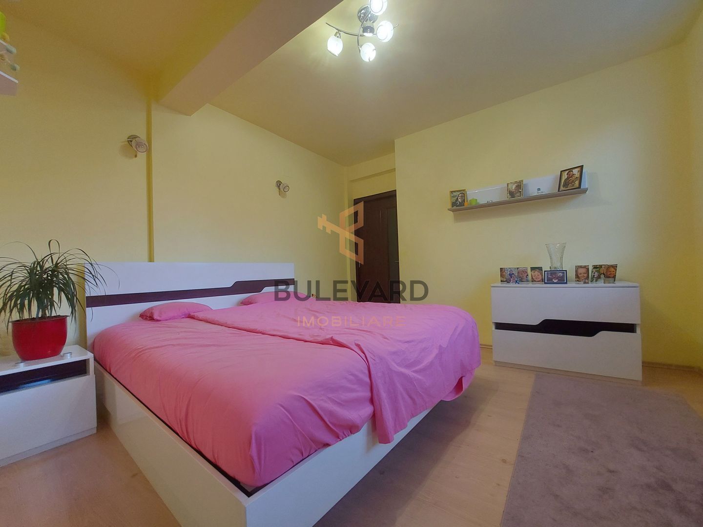 Apartament cu 3 camere/62,5mp/garaj/zona linistita! - Poză 4
