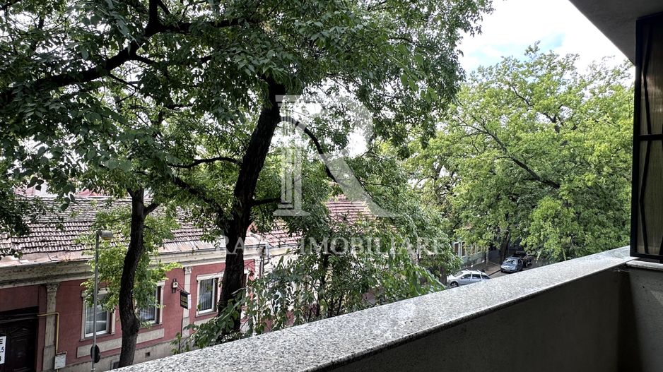 Apartament cu 3 camere | Ultracentral | Oradea - Poză 10